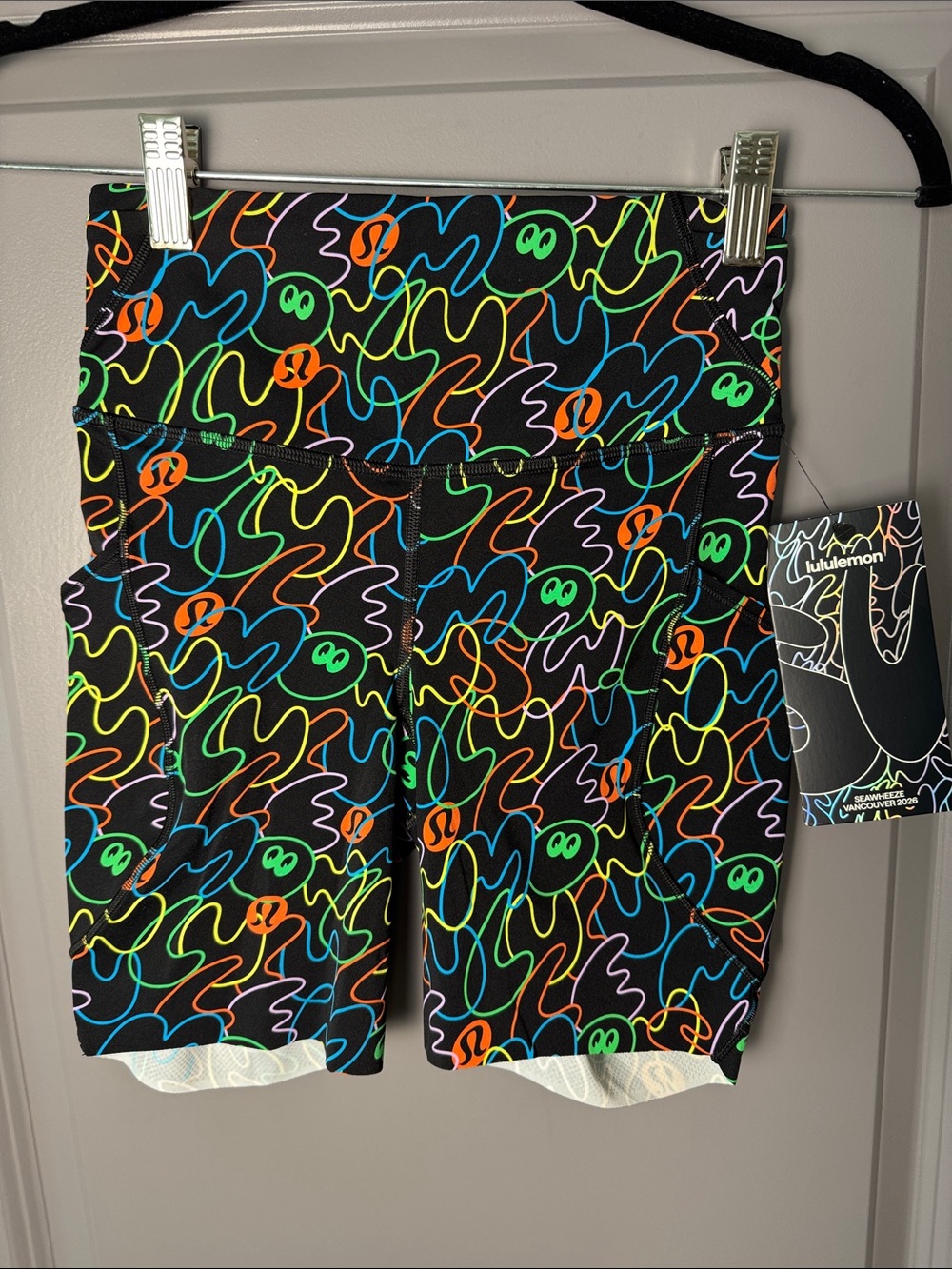 lululemon SeaWheeze Fast N Free HR Short 6” — Size 4 - Picture 2 of 10